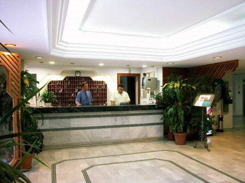 Jardines Del Mar Apartment Marbella Bagian luar foto